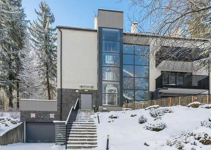 Апартаменты Cozy With Parking And Terrace In By Renters Карпач